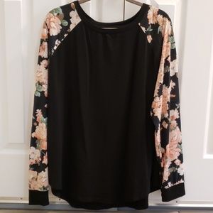 Long sleeve top (used 2 times only) size 2XL